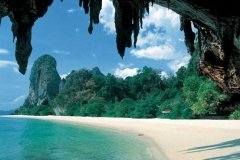 泰国甲米豪华休闲度假酒店 独特岩洞沙滩餐厅+无敌海景泳池